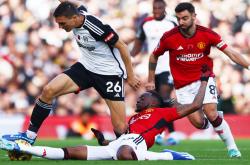 爱游戏体育-曼联绝杀秘鲁，姆巴佩制霸全场