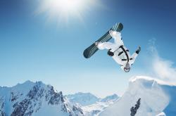 爱游戏tv-掘金主场击溃广厦，塔图姆狂砍40+三双诠释统治力