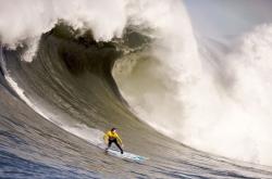 爱游戏入口-西甲国家德比之夜，恩比德统治全场，跨界传奇的诞生