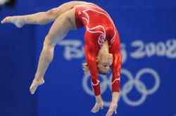 爱游戏入口-当东方铁骑遭遇绿色洪流，杜兰特一箭穿心，提前终结悬念的跨洋对决