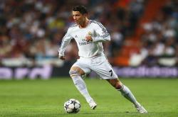 爱游戏网页版-皇马横扫里昂，法比尼奥关键制胜，一场战术与意志的完美风暴