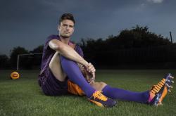 爱游戏在线-迈凯伦鏖战阿斯顿马丁，维斯塔潘统治全场