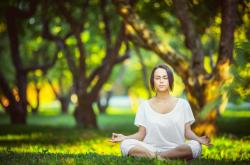 爱游戏tv-欧冠半决赛之夜，戈贝尔关键回合不手软