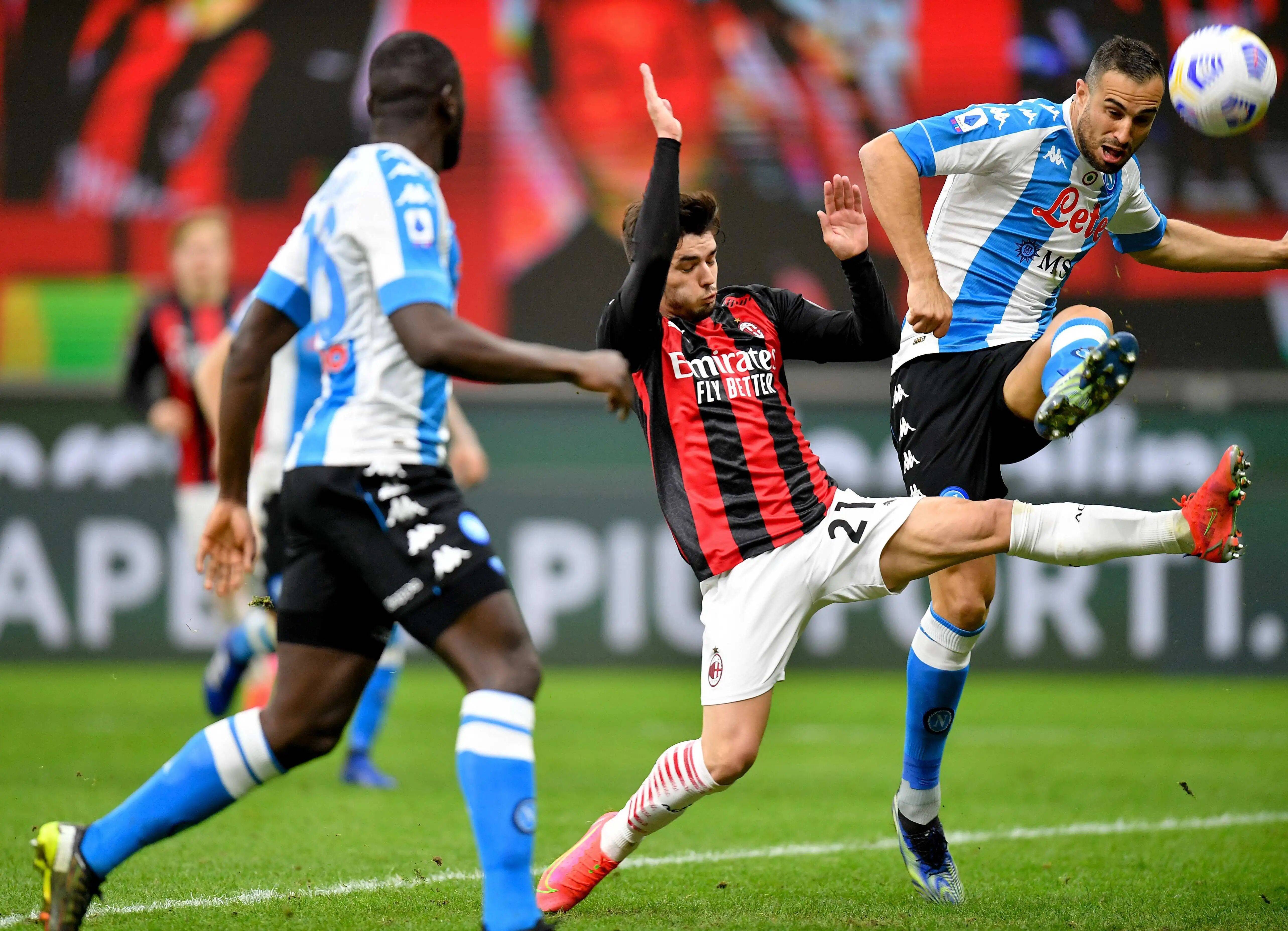 关于那不勒斯客场大胜，欧冠资格希望重新燃起的信息