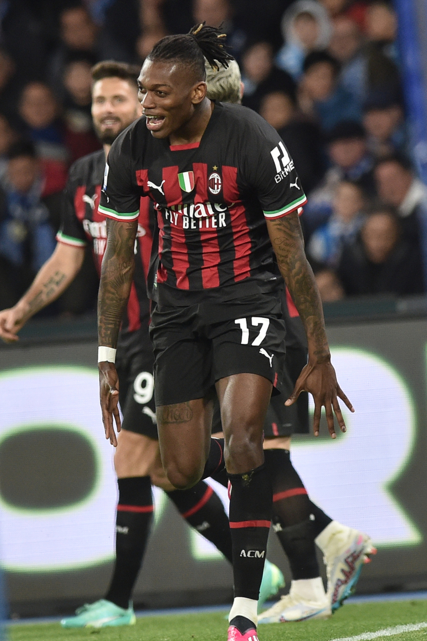 关于那不勒斯客场大胜，欧冠资格希望重新燃起的信息