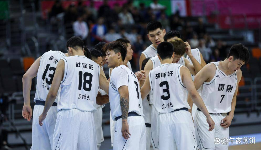 关于新赛季揭幕战：广东队击败江苏队的信息