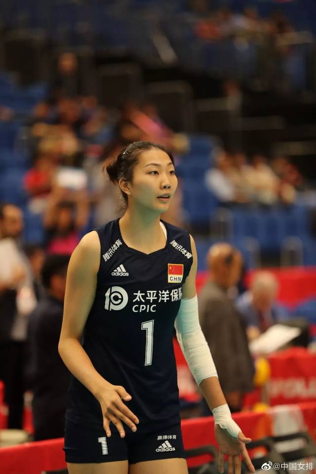 缅甸女排队员斗志昂扬,备战半决赛 缅甸女排队员斗志昂扬,备战半决赛