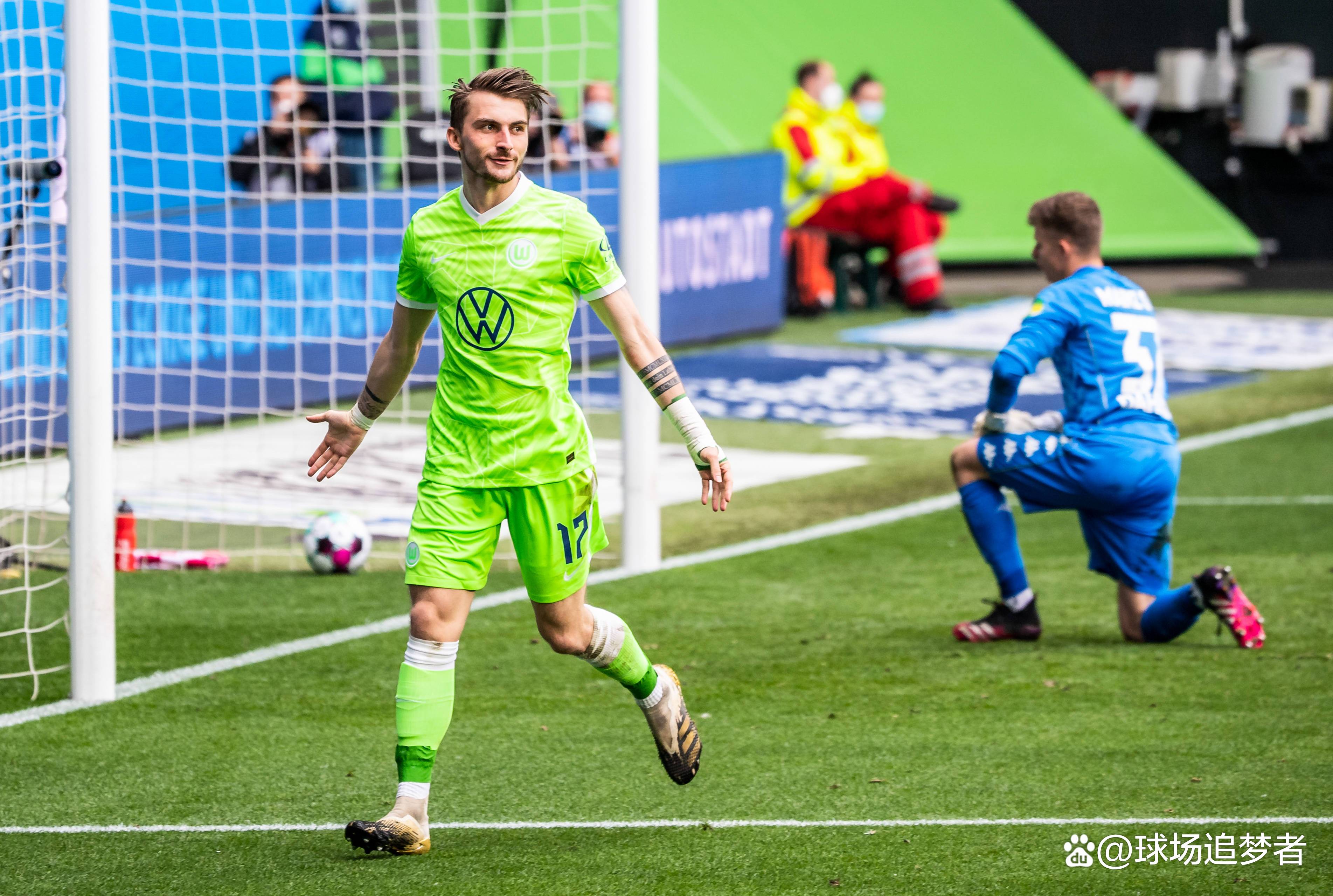 沃尔夫斯堡主场胜利，稳固中游位置的简单介绍