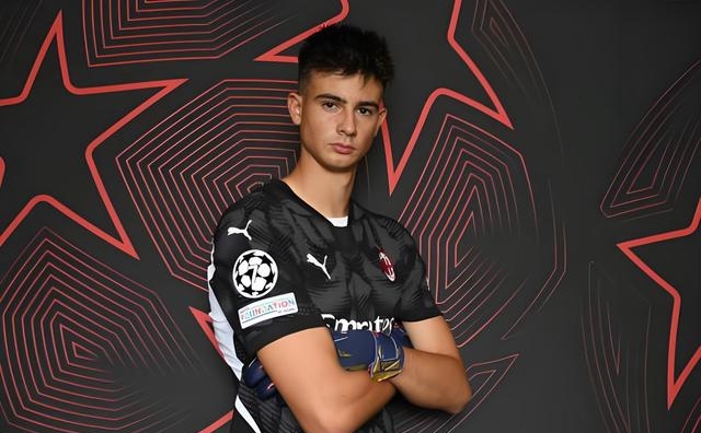 葡萄牙逆转AC米兰，库尔图瓦惊艳四座的简单介绍