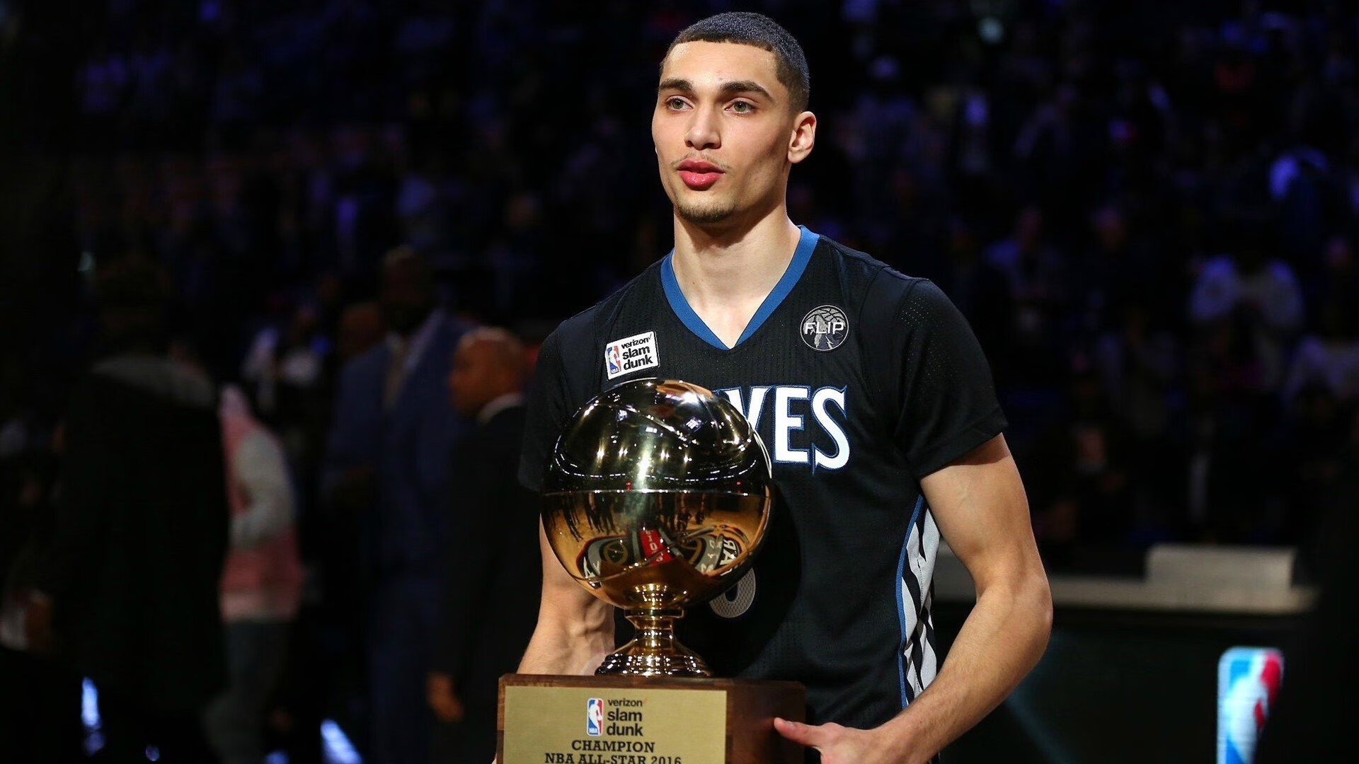 当东方巨龙遭遇希腊神兽,字母哥数据爆炸背后的篮球文明对话