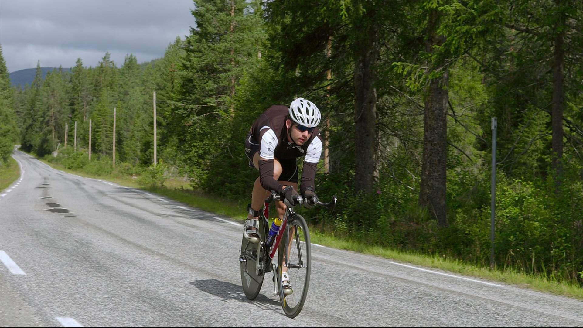 恩佐·费尔南德斯，牙买加一波带走委内瑞拉的关键先生